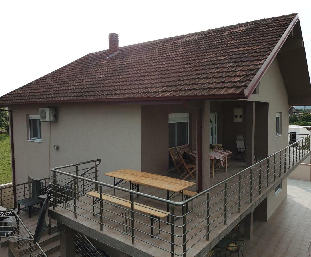Eko Apartmani Krackovic Golubovci Экстерьер фото