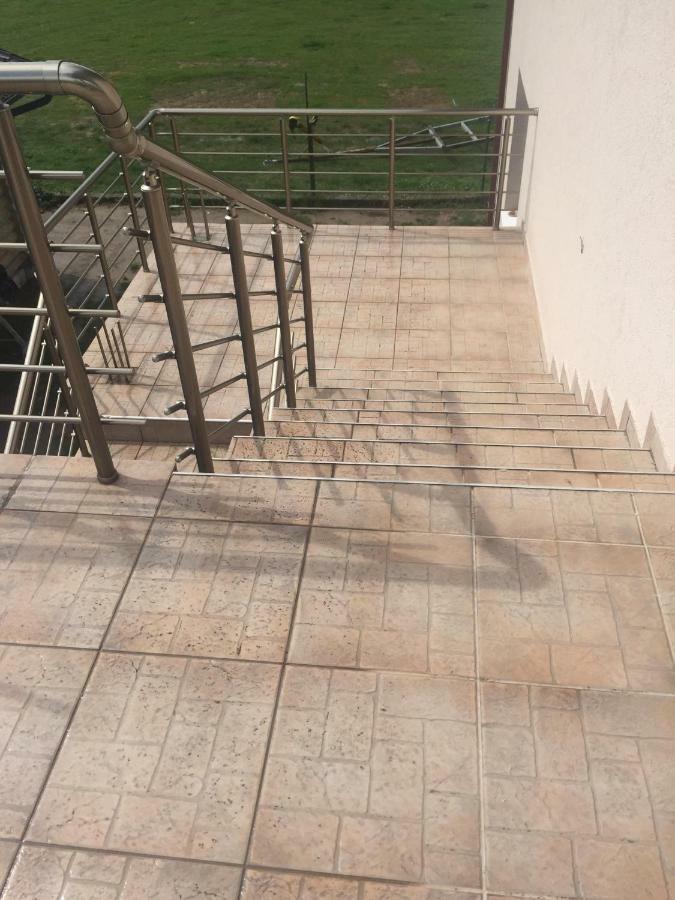 Eko Apartmani Krackovic Golubovci Экстерьер фото