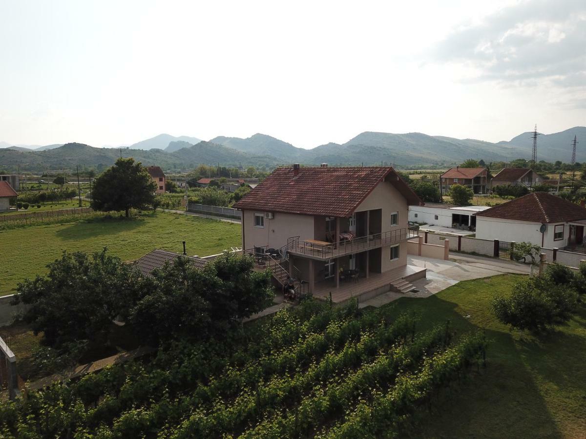 Eko Apartmani Krackovic Golubovci Экстерьер фото