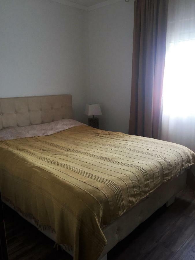 Eko Apartmani Krackovic Golubovci Экстерьер фото
