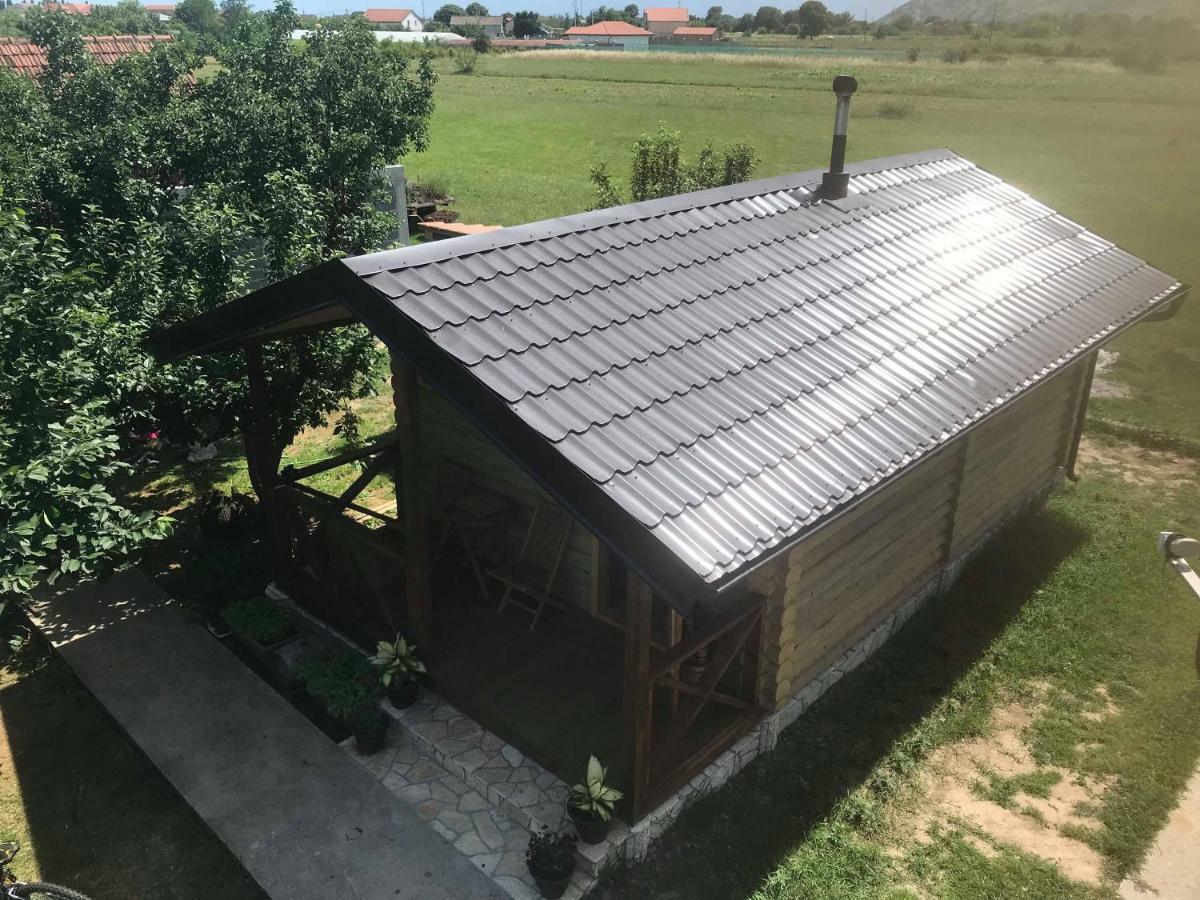 Eko Apartmani Krackovic Golubovci Экстерьер фото